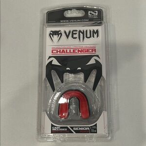 Venum Challenger Senior Red Mouthguard